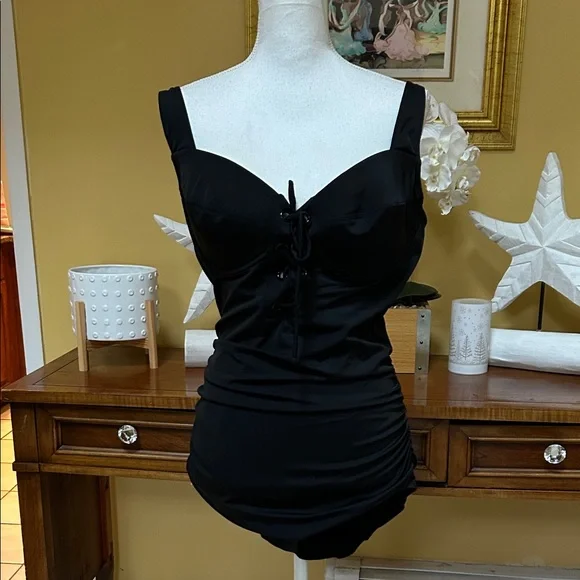 Torrid Size 2 Black Lace Up Wireless One Piece Ruched Bra Support Swimsuit 18/20 - Picture 2 of 15
